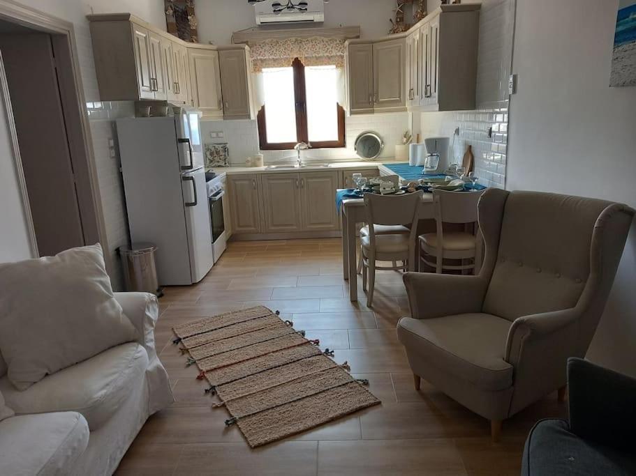 Annissa Appartment Karpathos Esterno foto